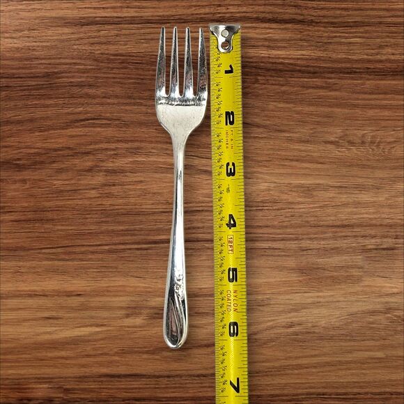 Vintage H&T MFG Co Meadow Flower 1940 Silver‑Plated Salad Forks Set of 7 Floral - Picture 5 of 5